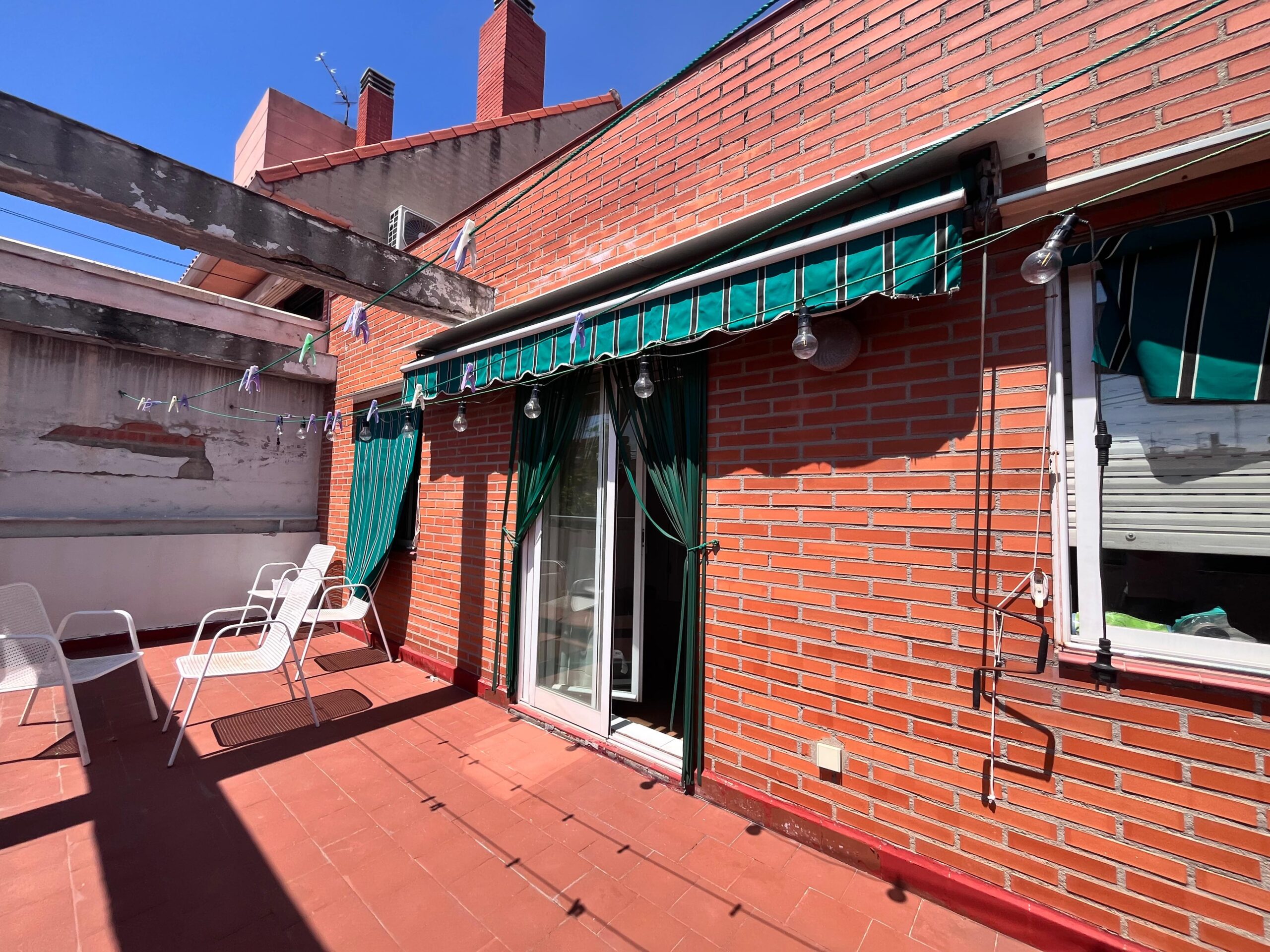 Room for Rent at Calle de Marcelina, 2-04