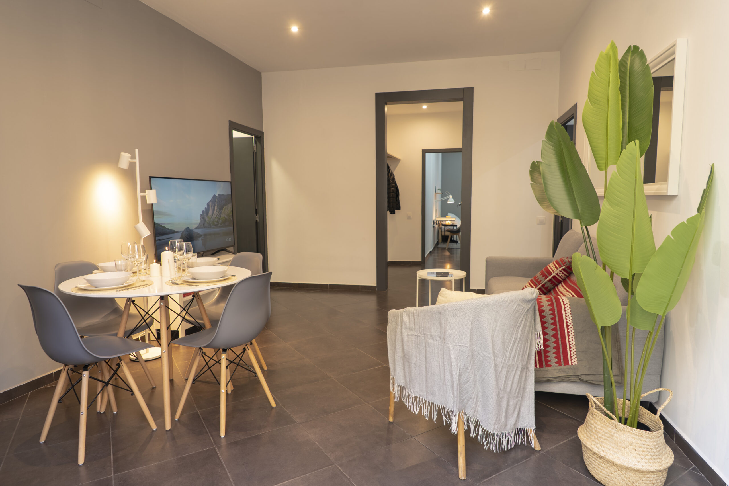Ferran3 Suite con balcón y baño privado