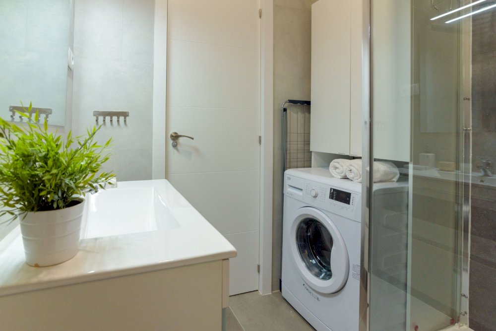 Charming double room in Ayala Street