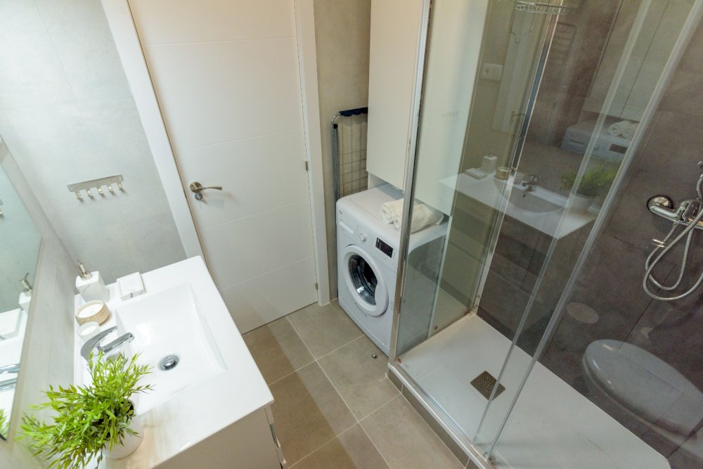 Charming double room in Ayala Street