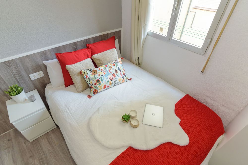 Double room in Ayala Street