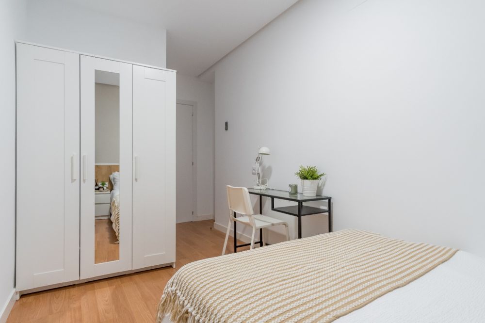 Lovely room in Alejandro González, Madrid