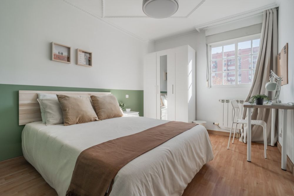 Cozy room in Vallecas