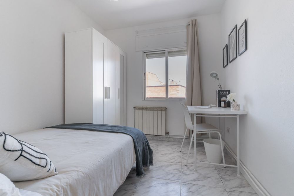 Bright room in&nbsp;Hortaleza