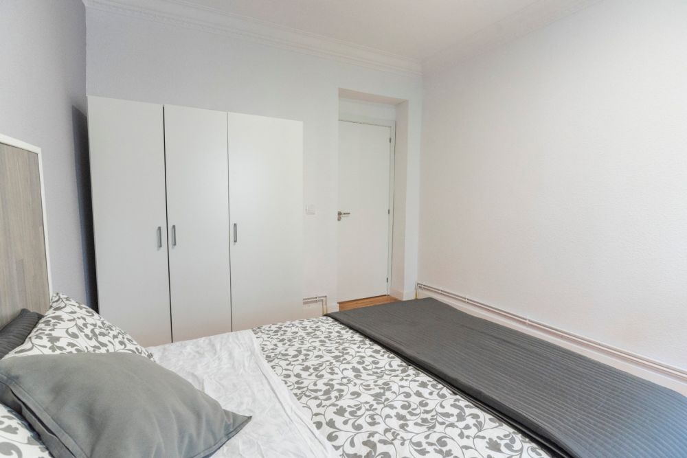 Bright room in Chueca