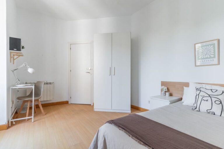 Ideal room in Bailén