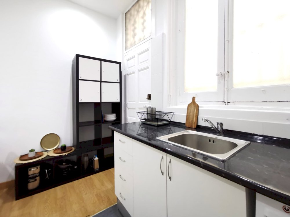 Spacious room in Bailén