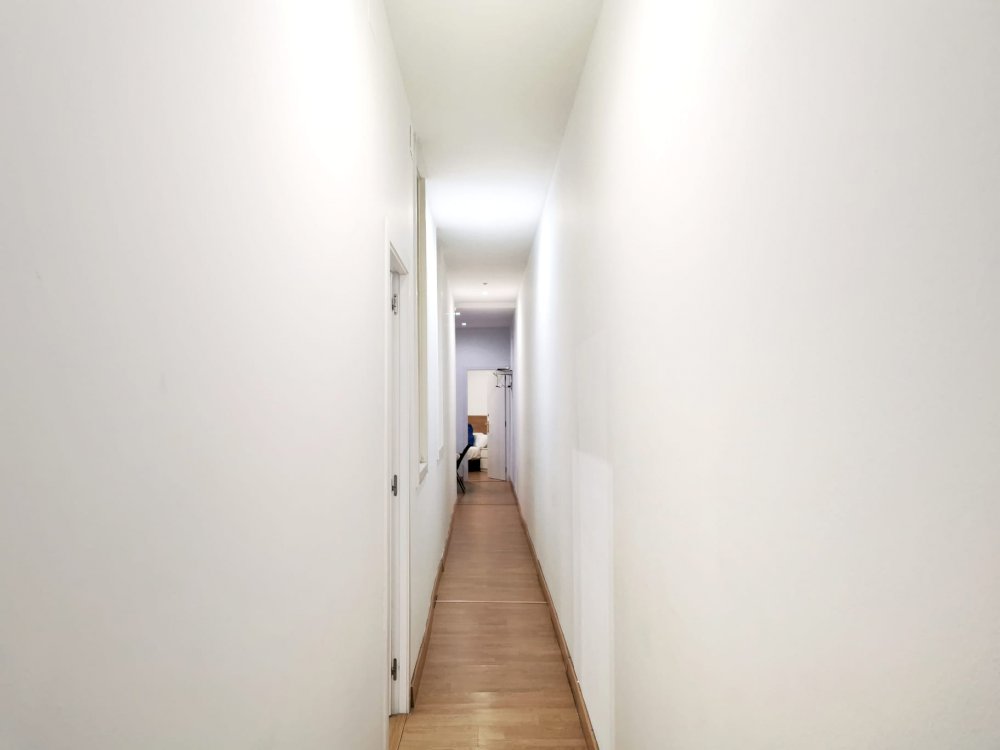 Spacious room in Bailén