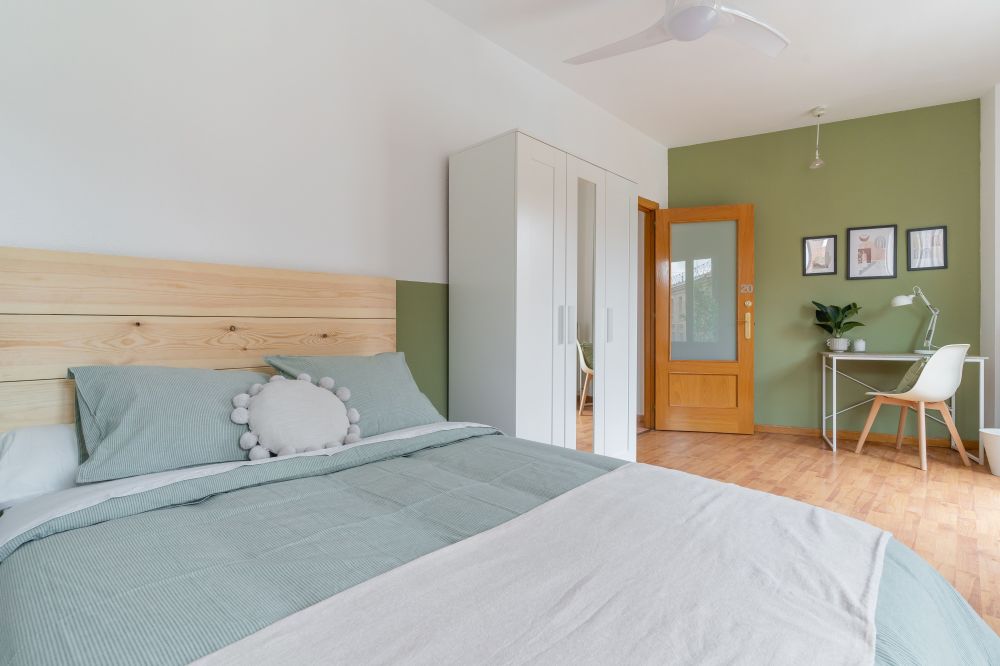 Spectacular double room in Cuatro Caminos