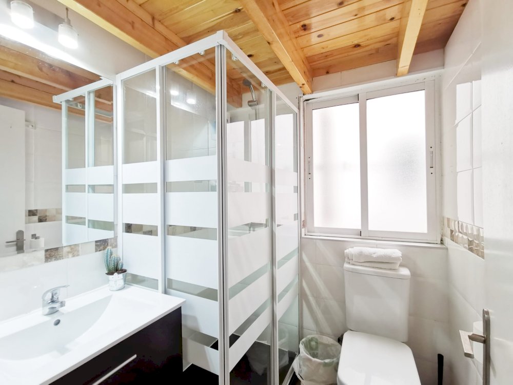 Nice double room in Madrid