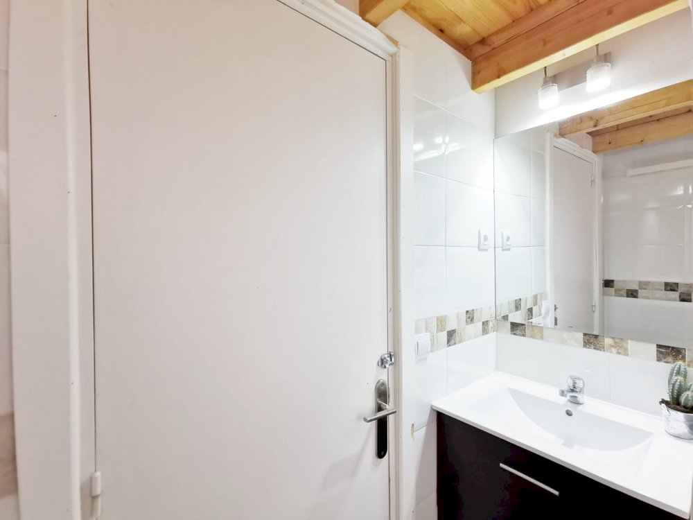 Nice double room in Madrid