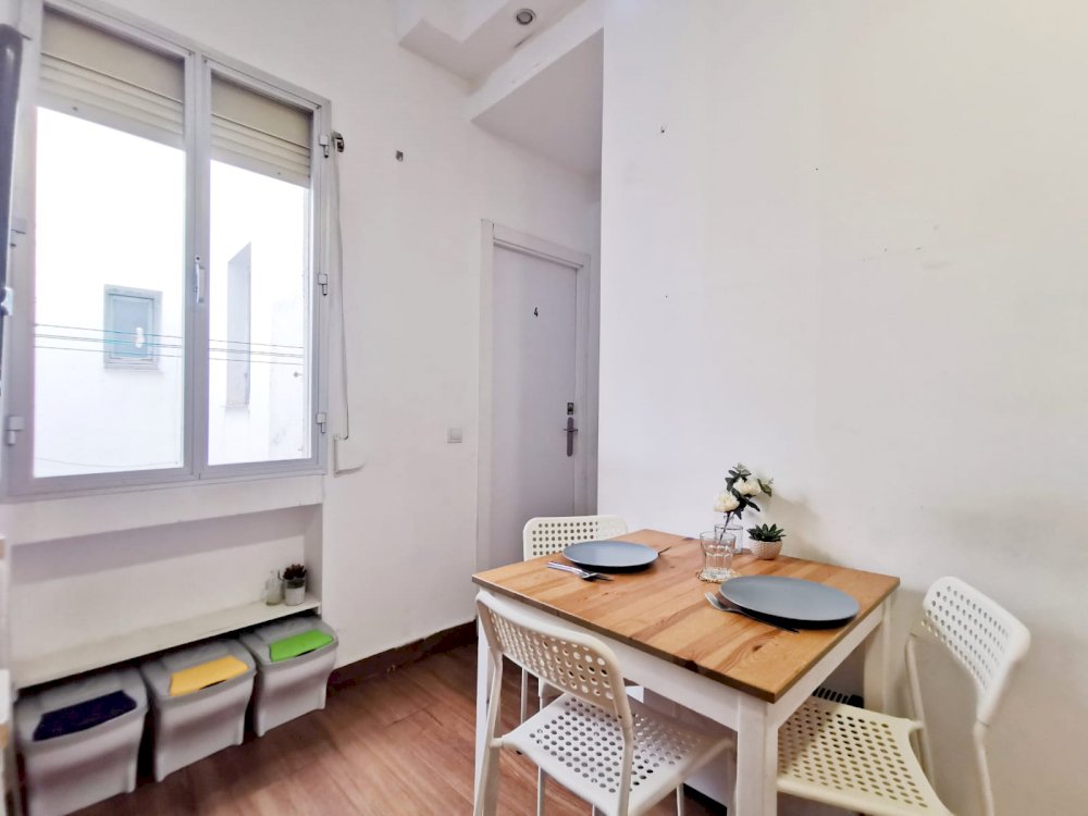 Nice double room in Madrid
