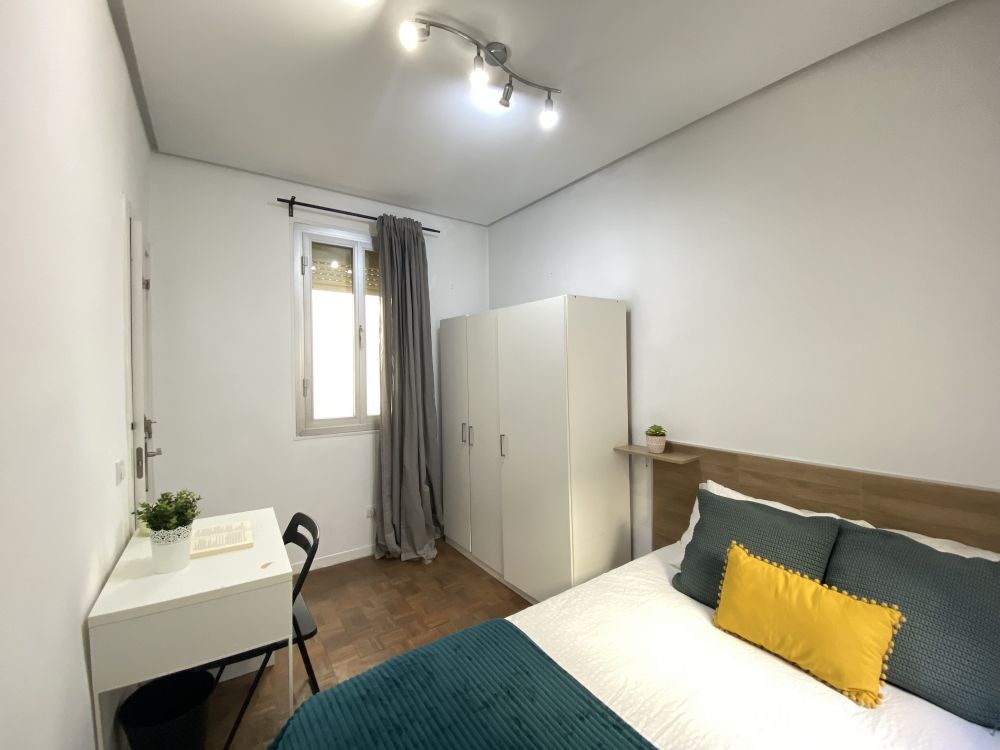 Charming room in Carlos Arniches