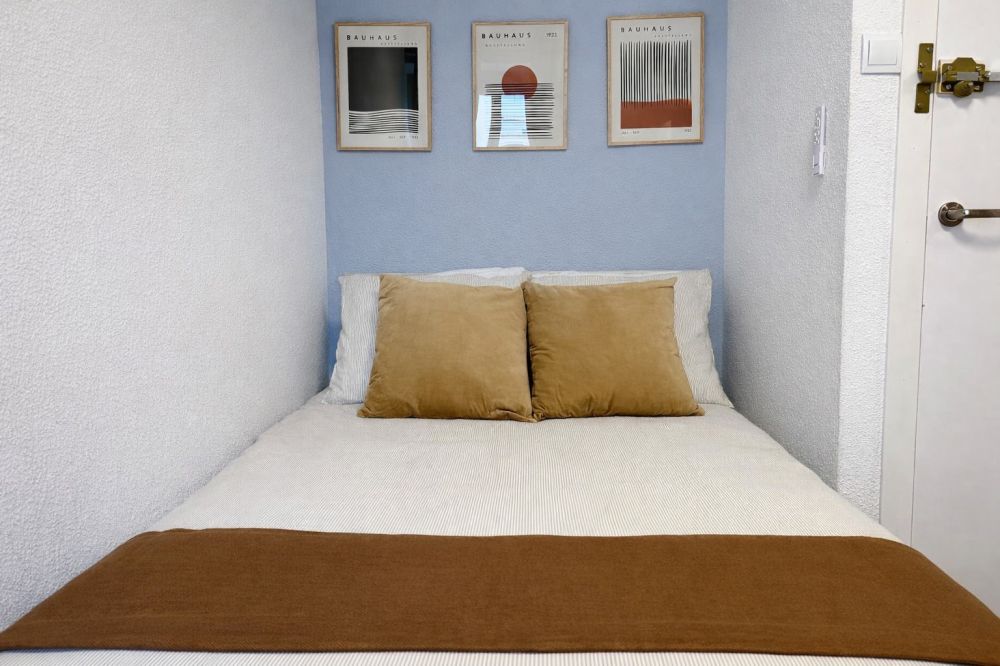 Single bedroom in Calle Conde de Aranda