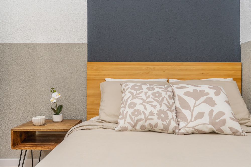 Magnificent room in Caños del Peral Street