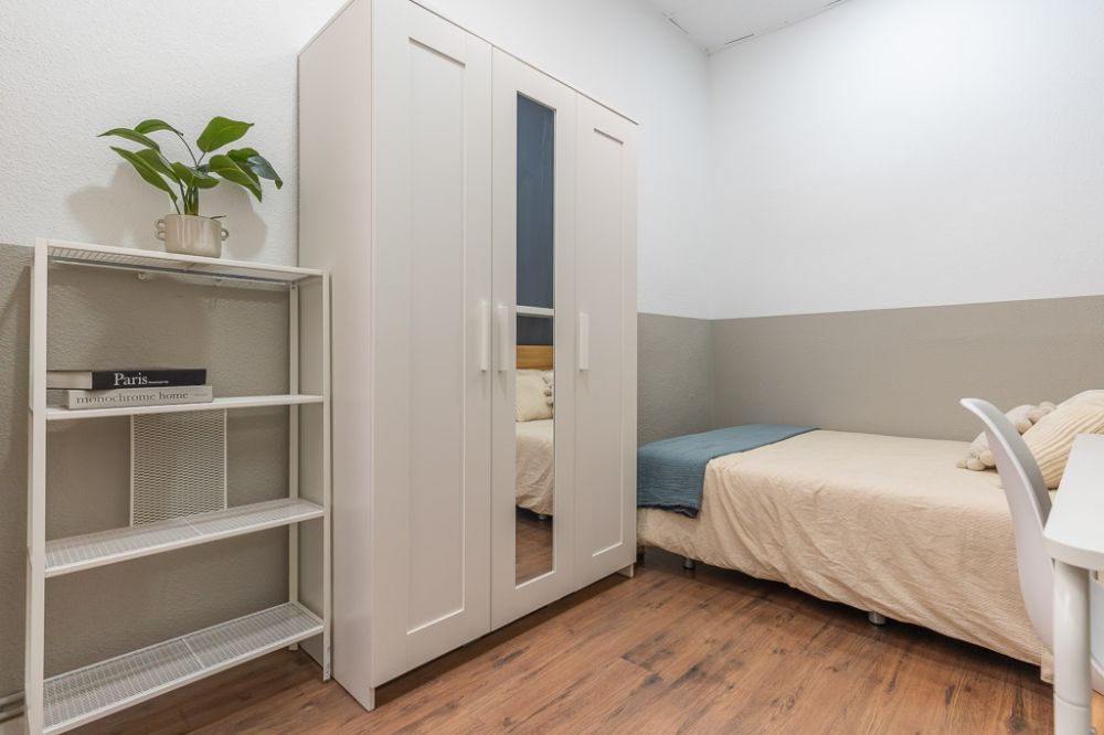 Individual room in Caños del Peral