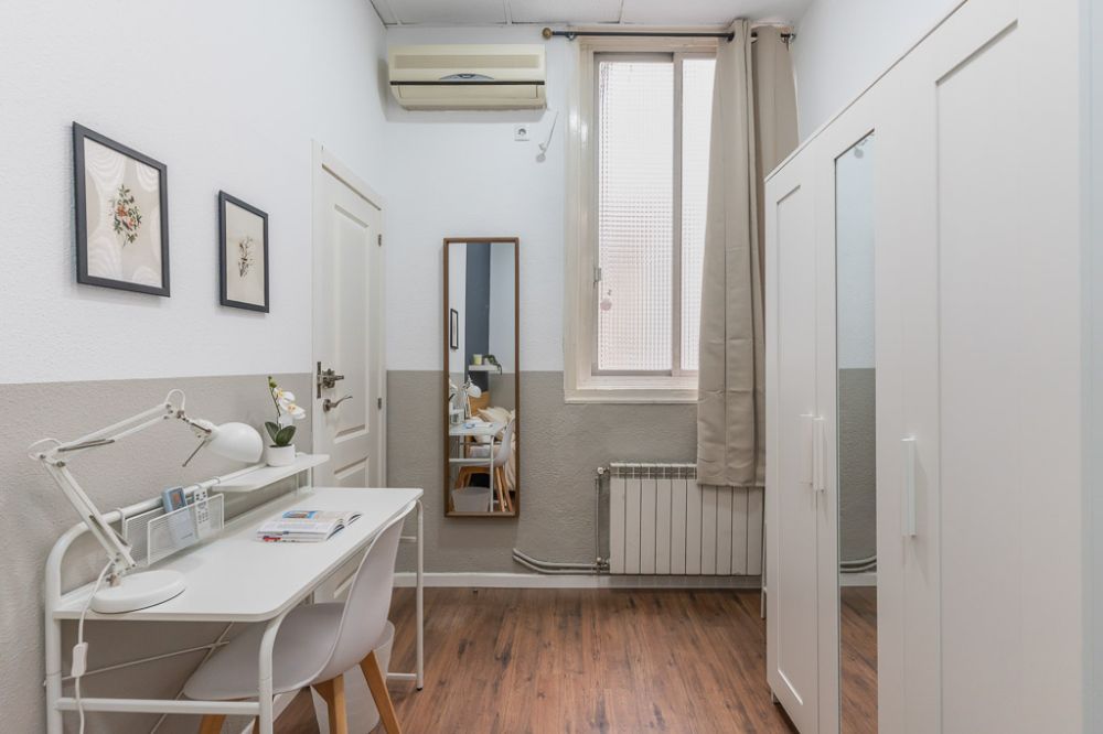Individual room in Caños del Peral
