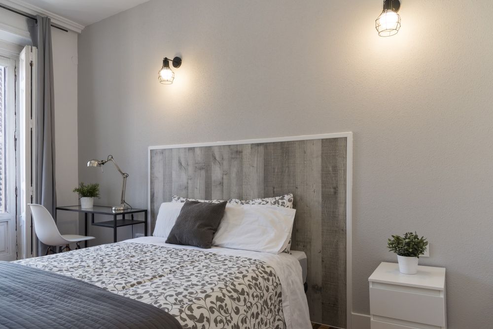 Lovely room in Conde de Romanones