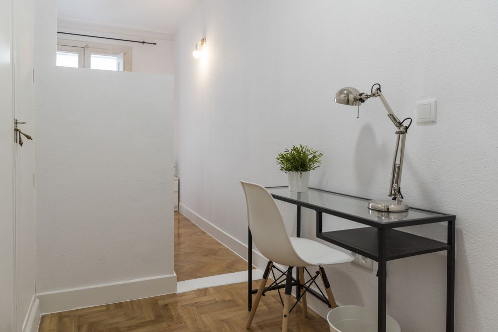 Large room in Conde de Romanones