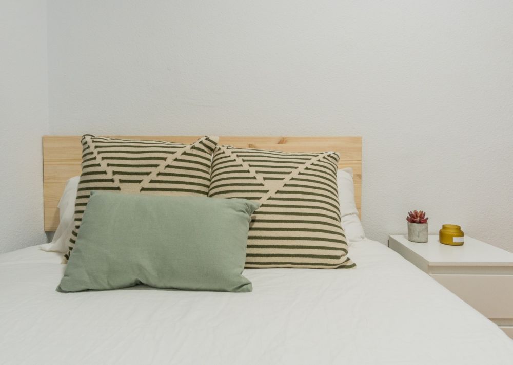 Spacious double room in Camino de Vinateros