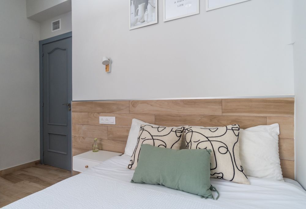 Bright room in shared flat