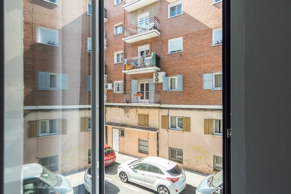 Bright room in shared flat