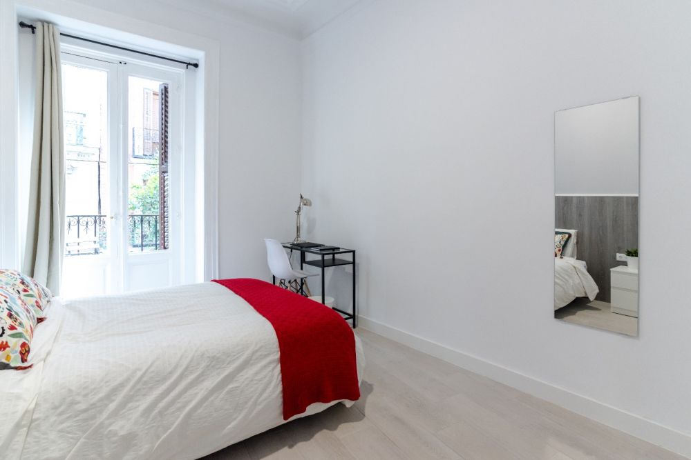 Double room with balcony in Fuencarral