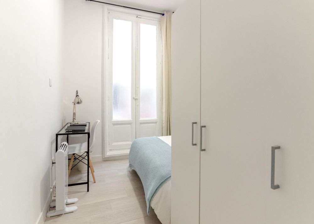 Bright room in Fuencarral Street