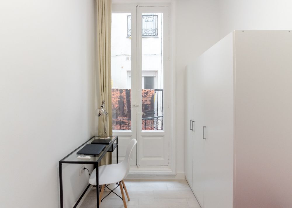Room for students in Fuencarral Street