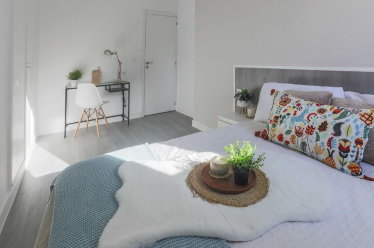 Room for students very close to the centre of Madrid