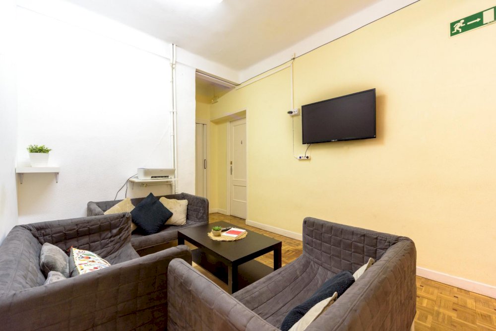 Modern room in Fernández de los Ríos