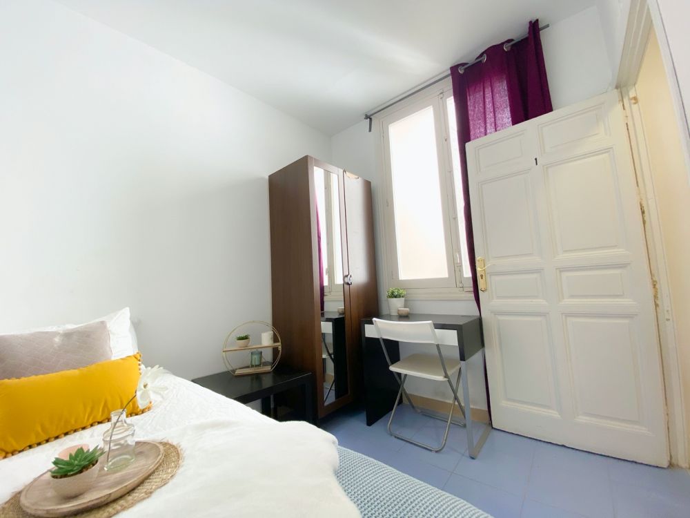 Single room on Calle de Galdo