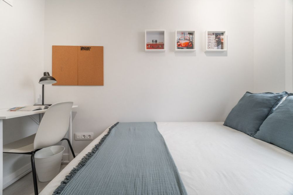 Modern room on Ganges Street