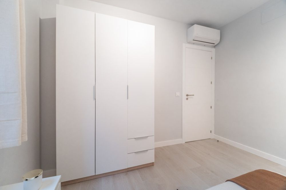 Spacious room on Ganges Street