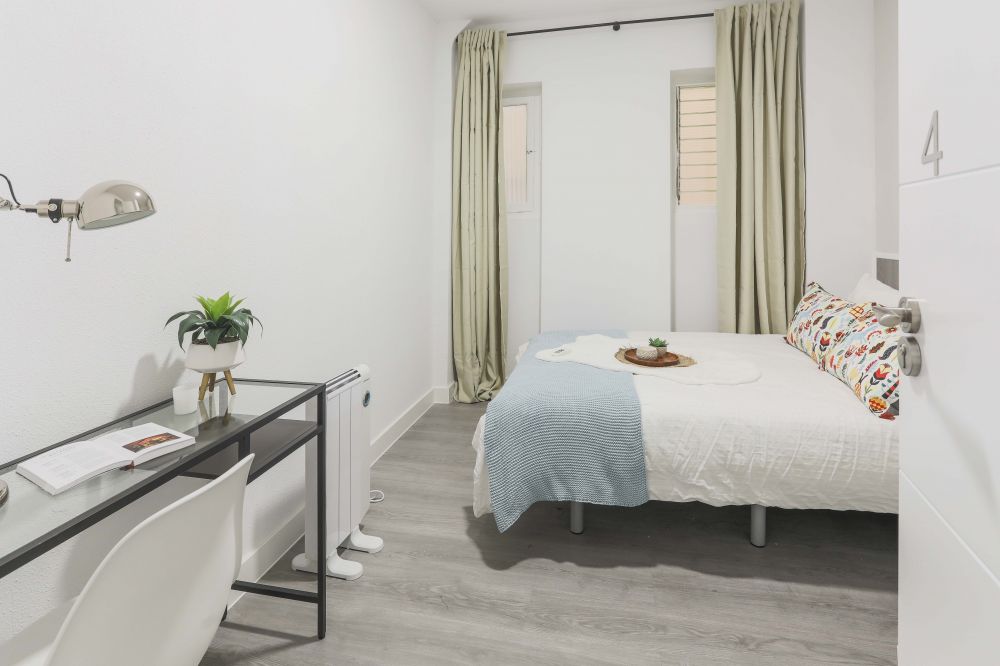 Cozy room in Galileo Street