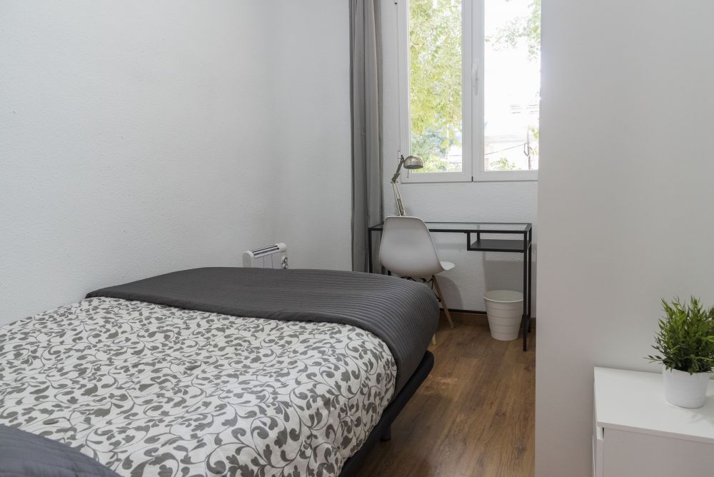 Cozy room in General Lacy Street