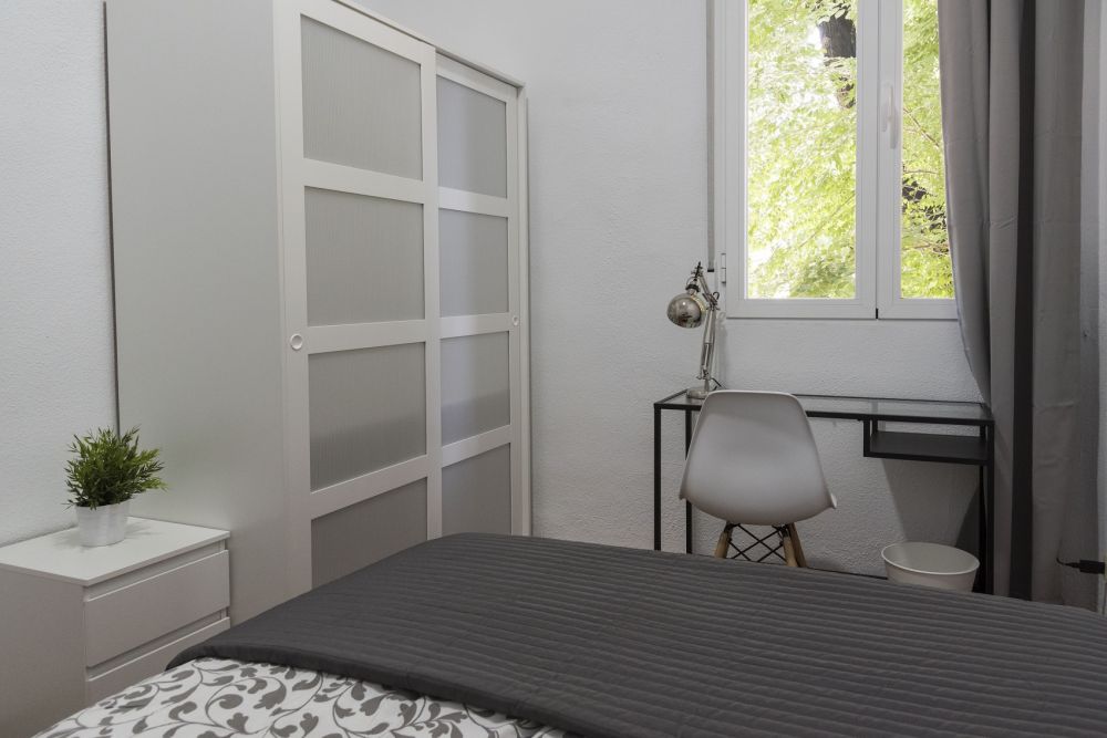 Beautiful room in General Lacy Street