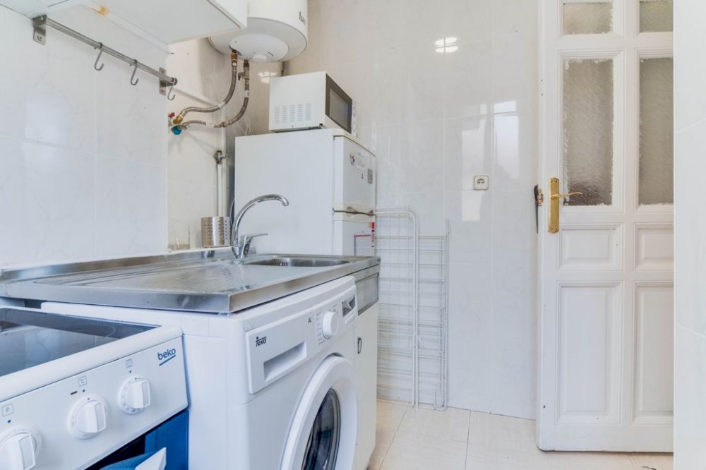 Beautiful single bedroom in Calle Hermosilla