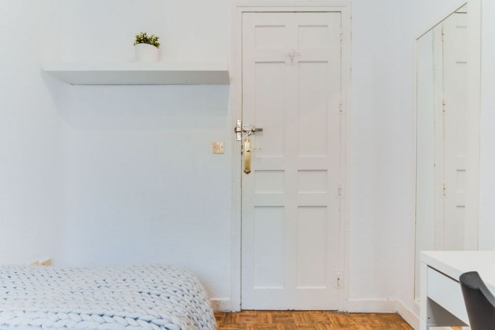 Charming single room in Calle Hermosilla
