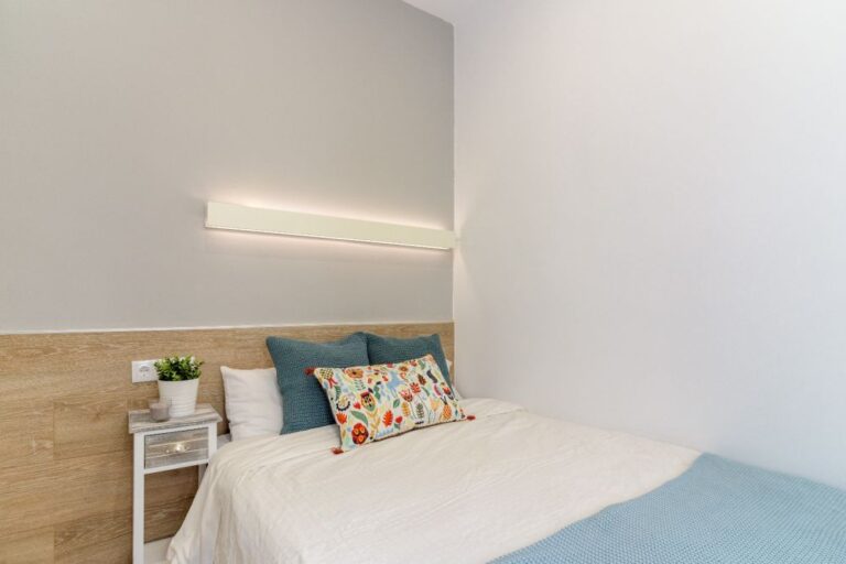 Cozy double room in Madrid