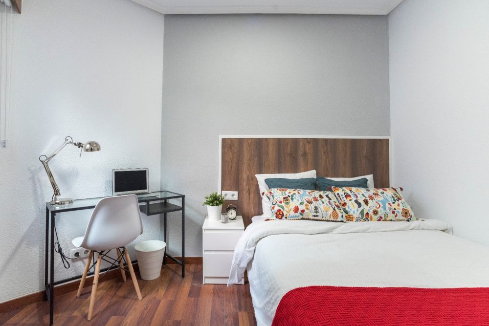 Modern room in Menéndez Pelayo