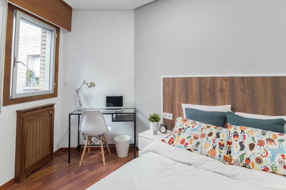 Modern room in Menéndez Pelayo