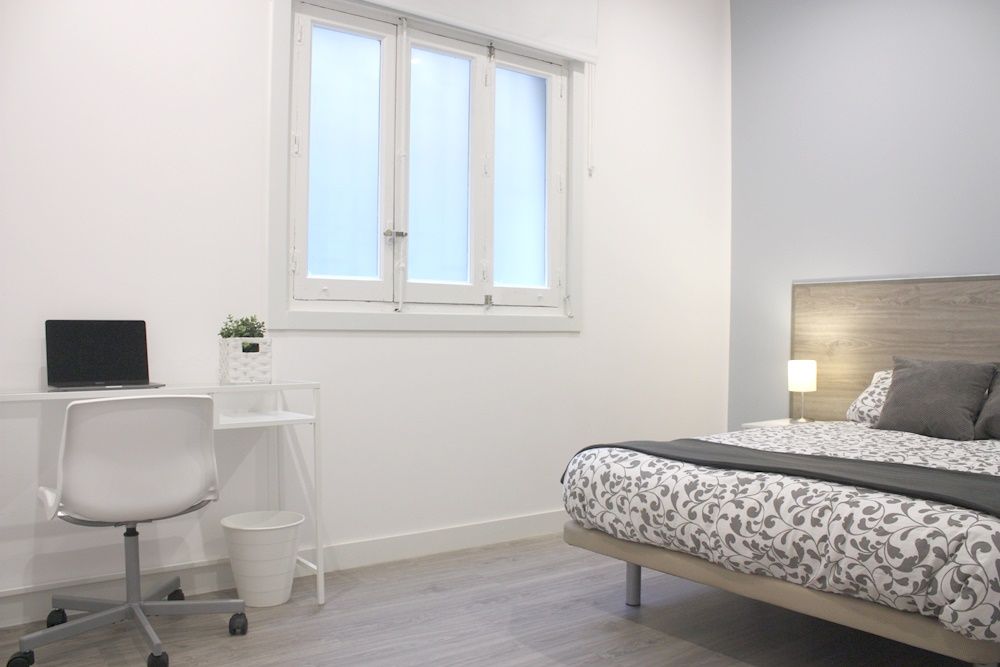Large room in Núñez de Balboa Street