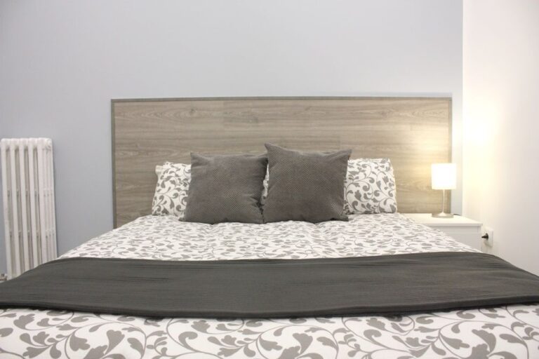 Spacious room in Núñez de Balboa Street