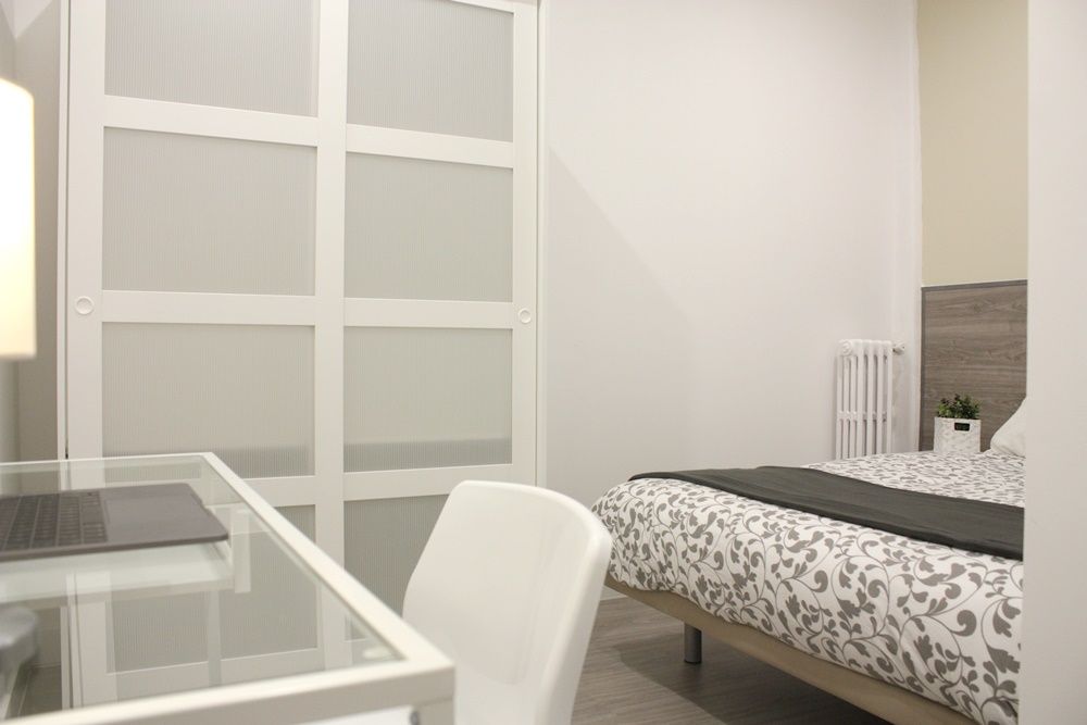 Cozy double room in Madrid, Calle Núñez de Balboa
