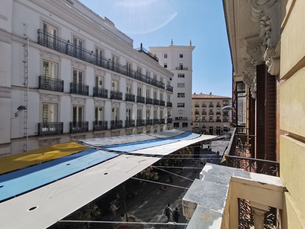 Beautiful room in Preciados, Madrid