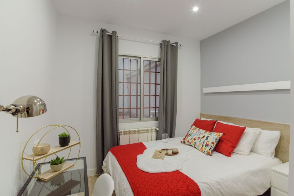Beautiful room in Paseo Delicias