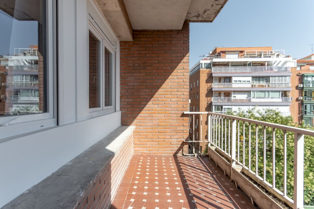 Espaciosa habitación doble en calle Quintana