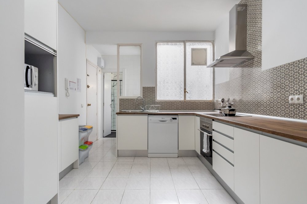 Espaciosa habitación doble en calle Quintana