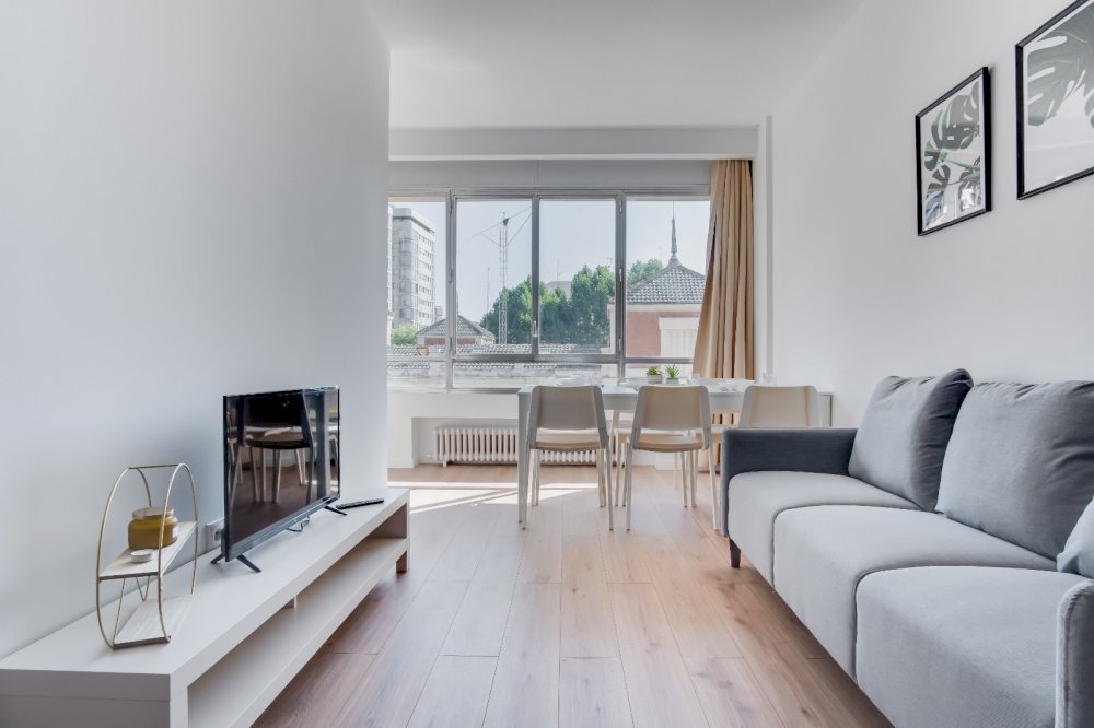 Espaciosa habitación doble en calle Quintana